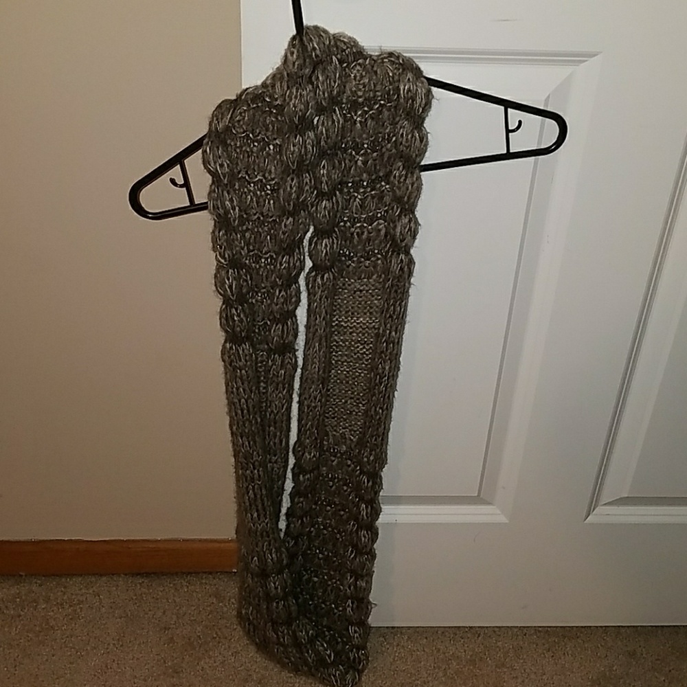 Infinity scarf